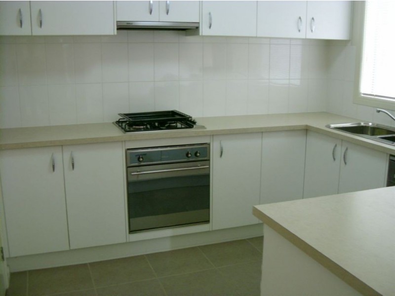 1/72 Eramosa Road West, Somerville VIC 3912