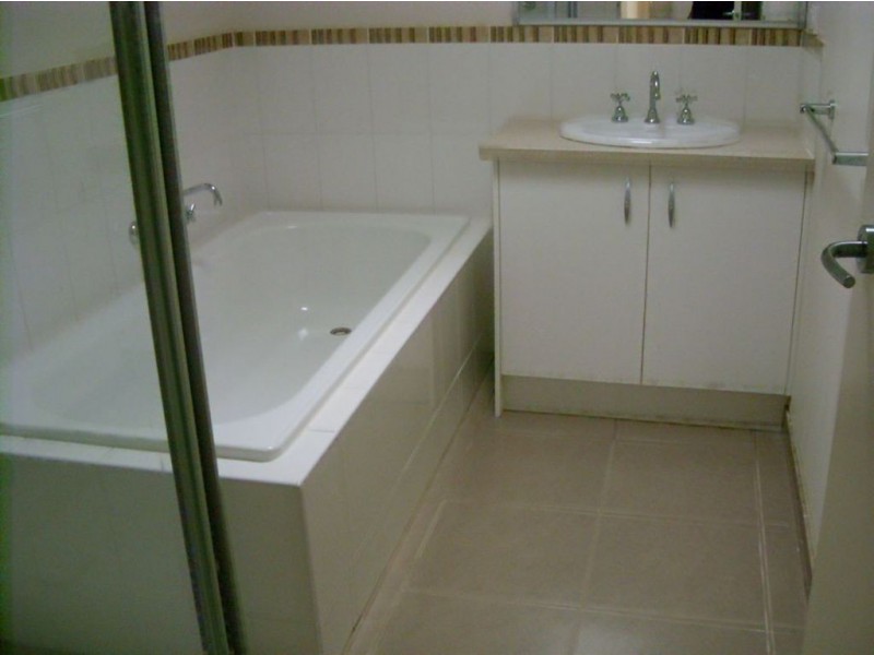 1/72 Eramosa Road West, Somerville VIC 3912