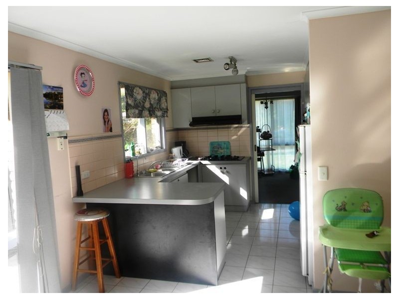 2 Cheshunt Court, Cranbourne North VIC 3977