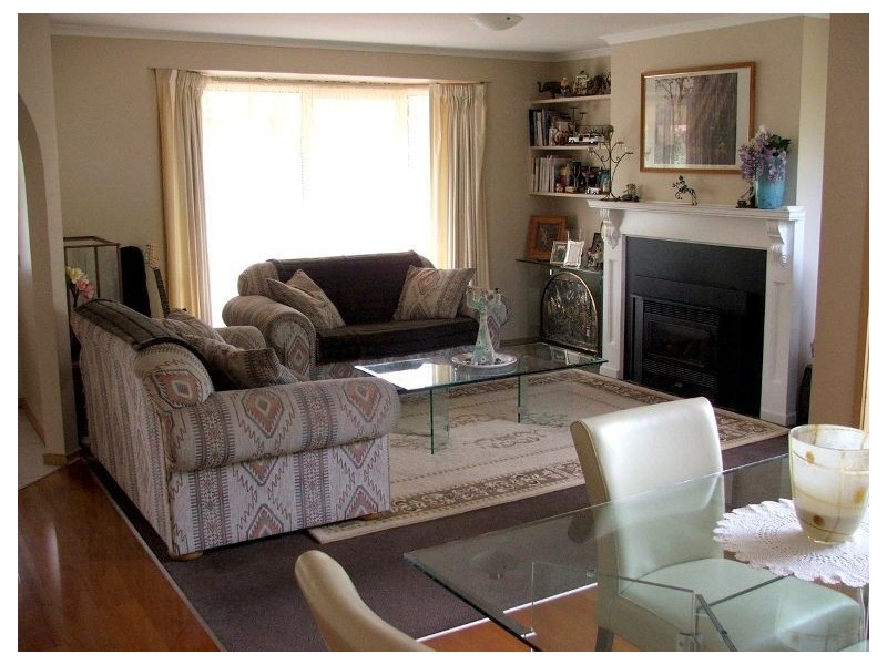 6 Wildwood Court, Cranbourne North VIC 3977