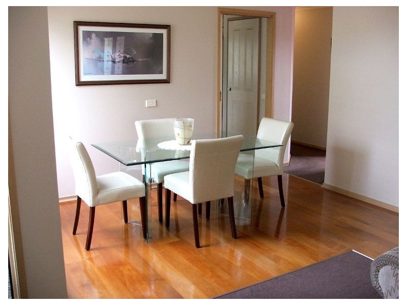 6 Wildwood Court, Cranbourne North VIC 3977