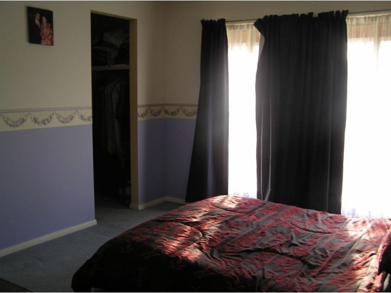 14 Rapallo Way, Cranbourne VIC 3977