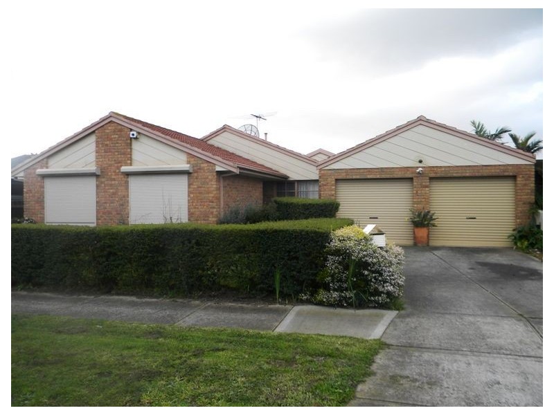 3 Elda Court, Cranbourne North VIC 3977