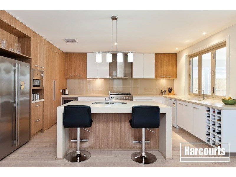 11 Waterbury Street, Cranbourne VIC 3977