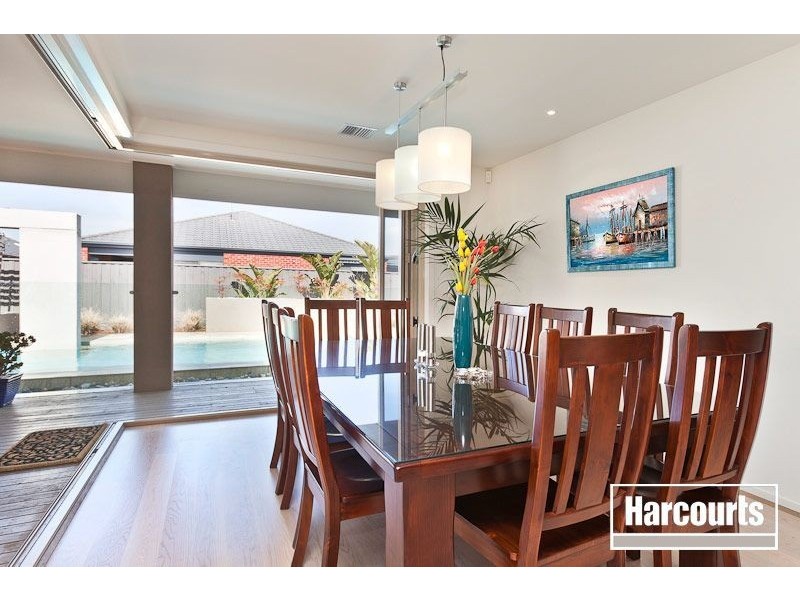 11 Waterbury Street, Cranbourne VIC 3977