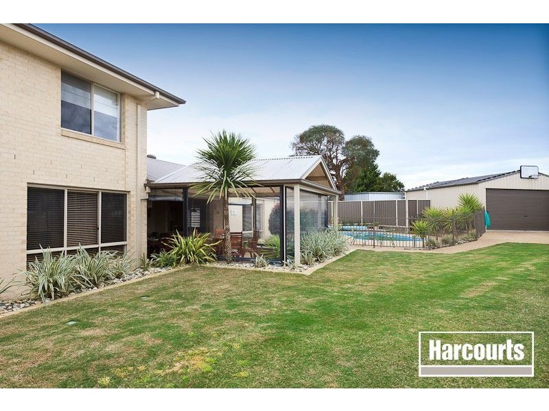 24 Evergreen Court, Cranbourne North VIC 3977