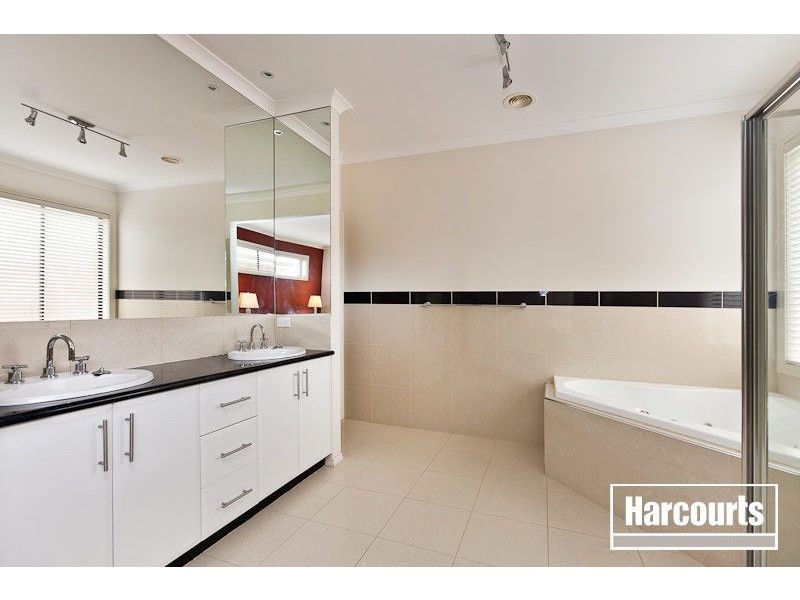 7 Papillion Way, Narre Warren South VIC 3805