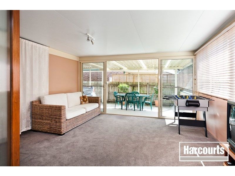 18 Broome Crescent, Cranbourne North VIC 3977