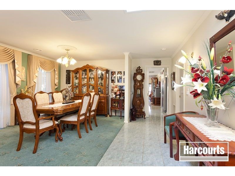 10 Cyril Grove, Noble Park VIC 3174