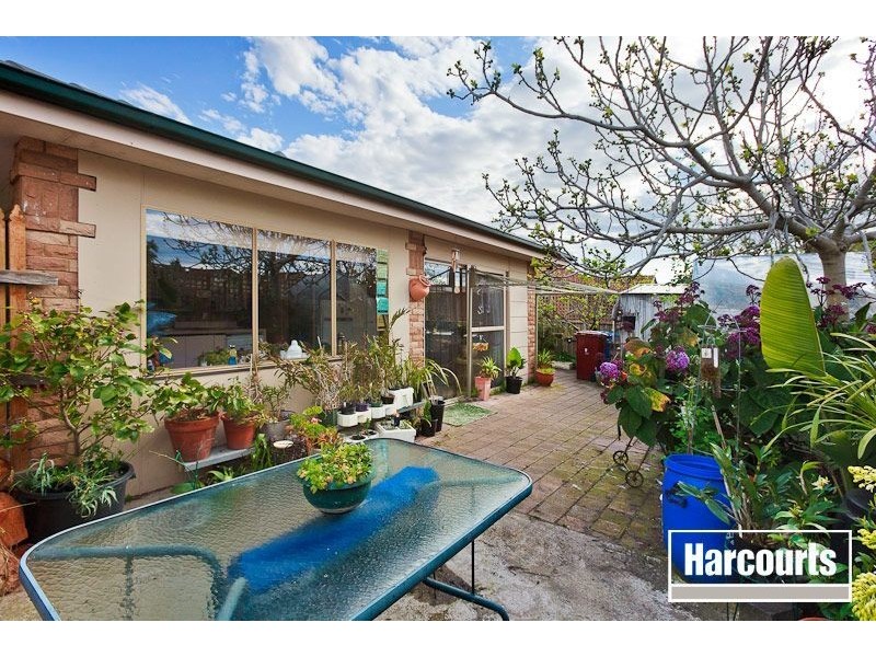 2 Elda Court, Cranbourne North VIC 3977