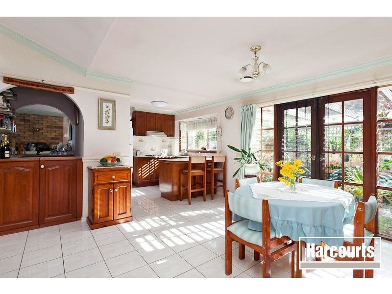 2 Elda Court, Cranbourne North VIC 3977