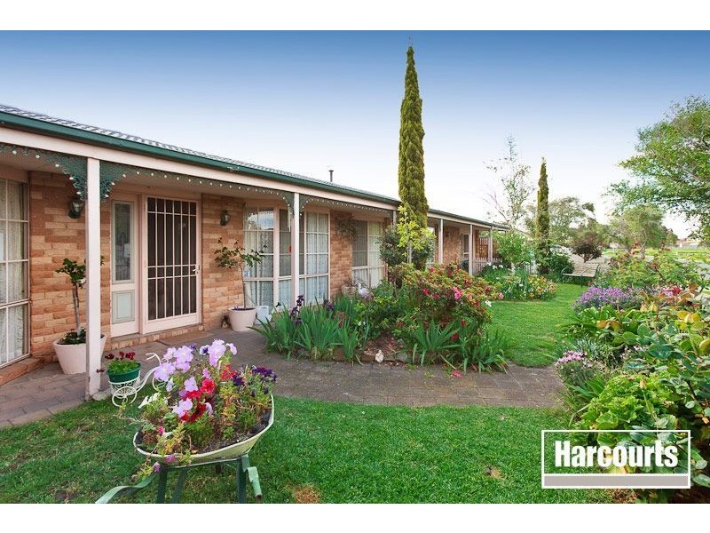 2 Elda Court, Cranbourne North VIC 3977