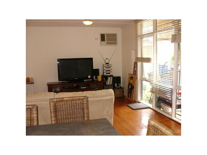 27 Ainsleigh Court, Cranbourne VIC 3977