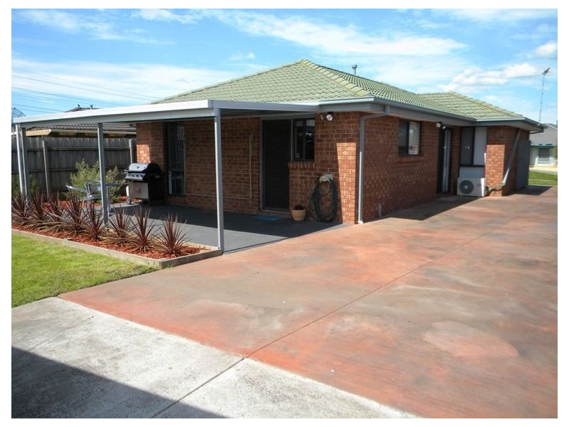 66 Raisell Road, Cranbourne VIC 3977