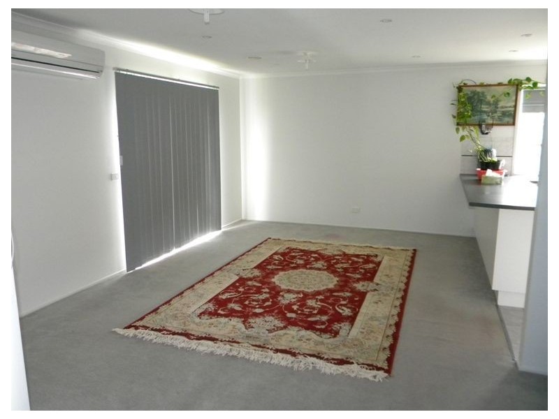8 Karoonda Way, Hampton Park VIC 3976