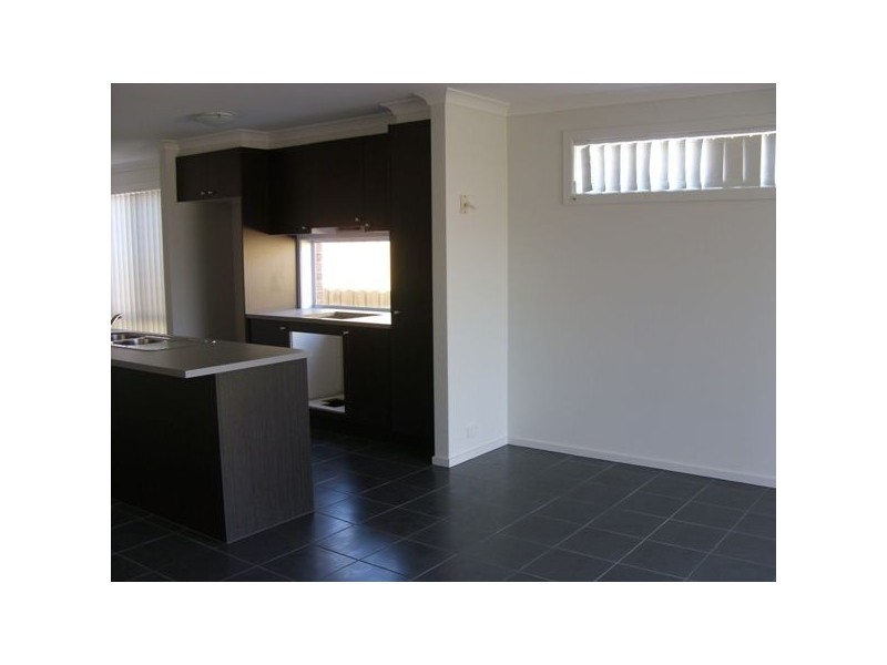 10 Granya Grove, Pakenham VIC 3810