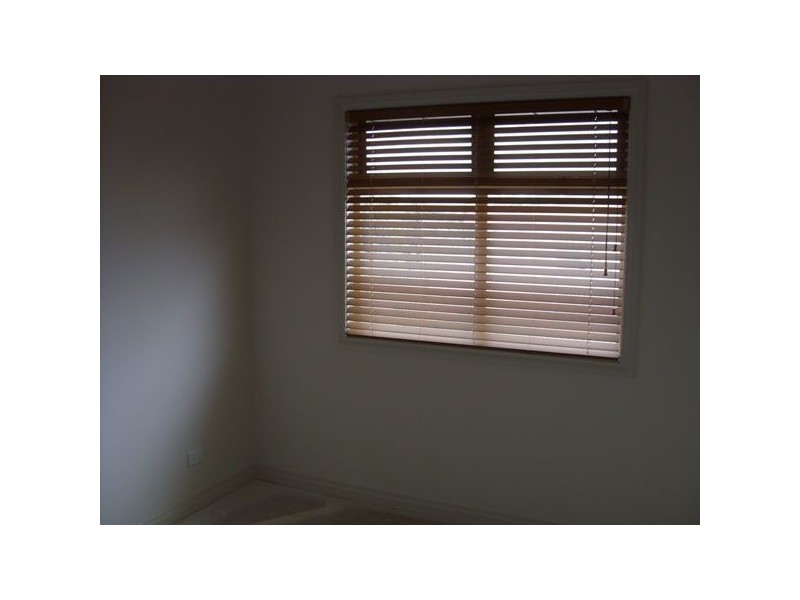 1/42-44 Inglis Road, Berwick VIC 3806