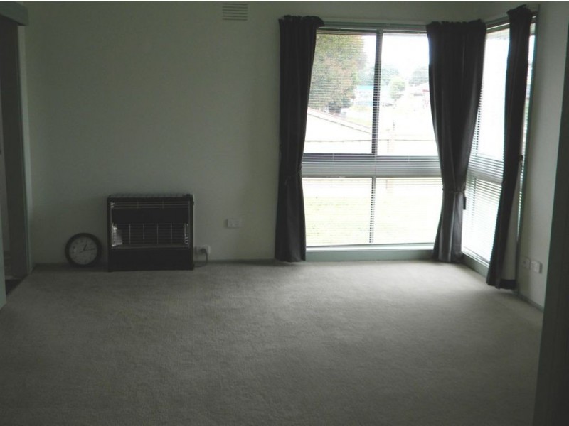 1/28 Latrobe Street, Cranbourne VIC 3977