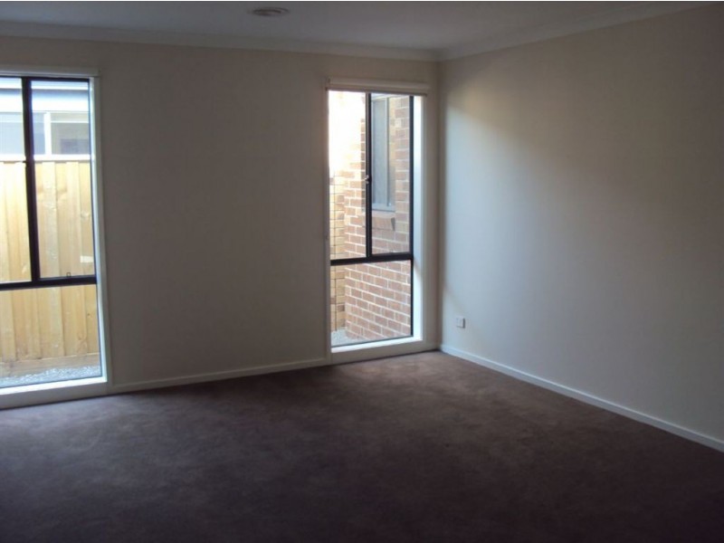 132 William Thwaites Boulevard, Cranbourne North VIC 3977