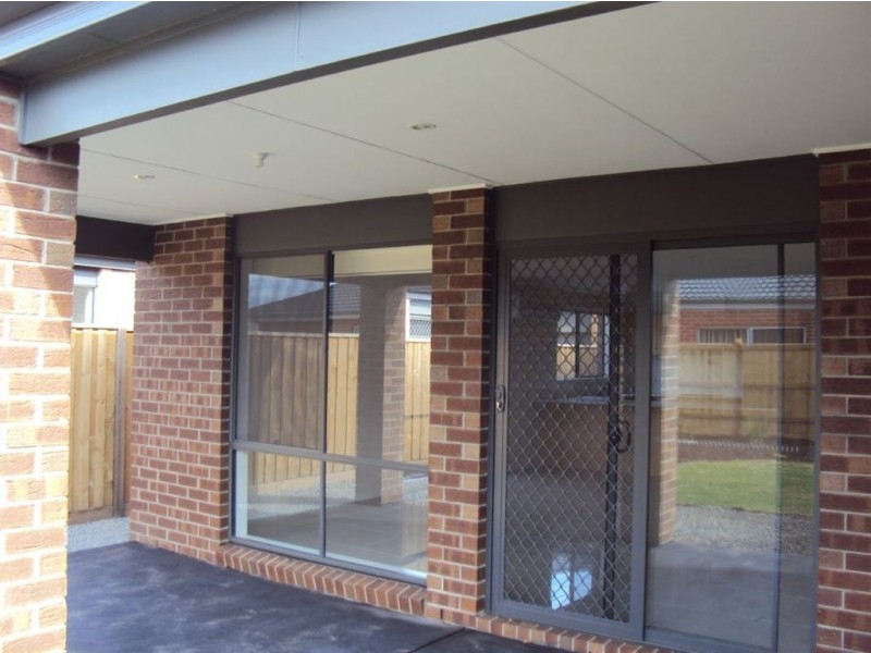 132 William Thwaites Boulevard, Cranbourne North VIC 3977