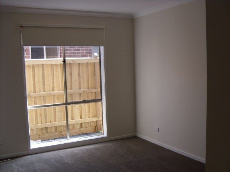 114 William Thwaites Boulevard, Cranbourne North VIC 3977