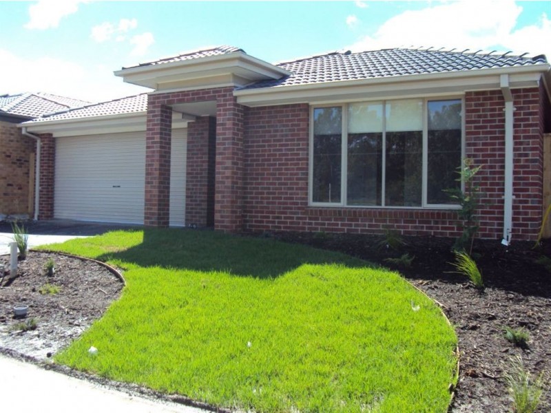 112 William Thwaites Boulevard, Cranbourne North VIC 3977