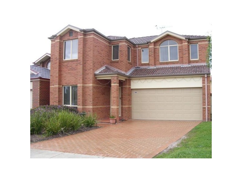 115 Golden Grove Drive, Narre Warren VIC 3805