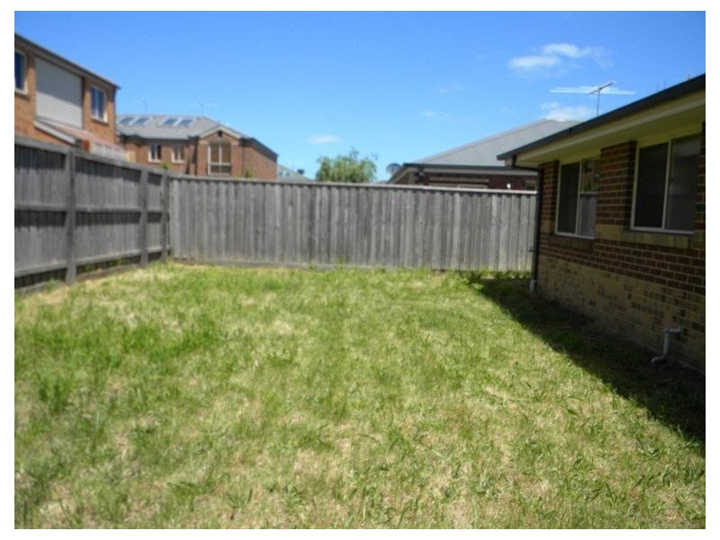 6 Glade Court, Cranbourne VIC 3977