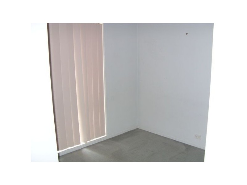 27 Josephine Avenue, Cranbourne North VIC 3977