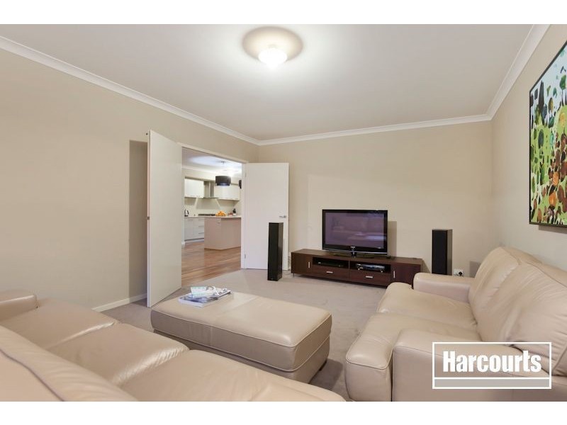 31 Broadstone Way, Cranbourne VIC 3977