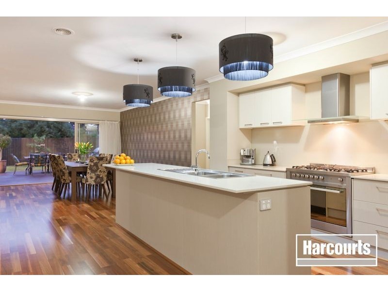 31 Broadstone Way, Cranbourne VIC 3977