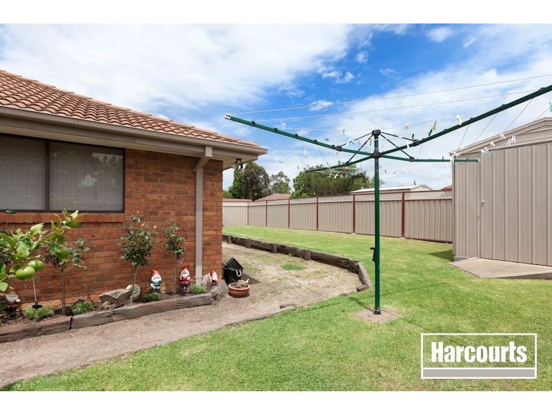 1 Hoop Pine Court, Cranbourne North VIC 3977