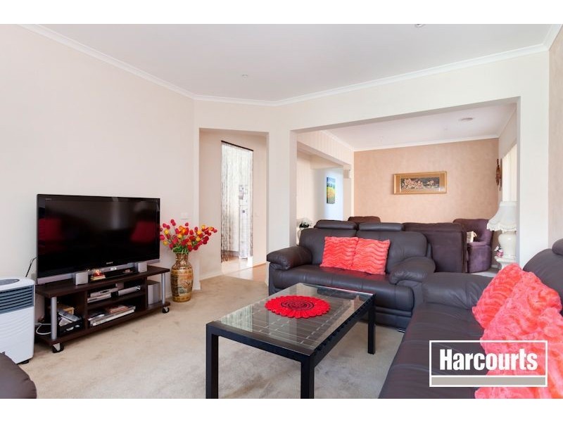 115 Golden Grove Drive, Narre Warren South VIC 3805