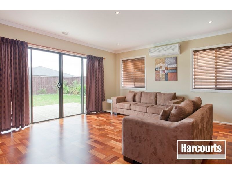 10 Danby Court, Cranbourne North VIC 3977