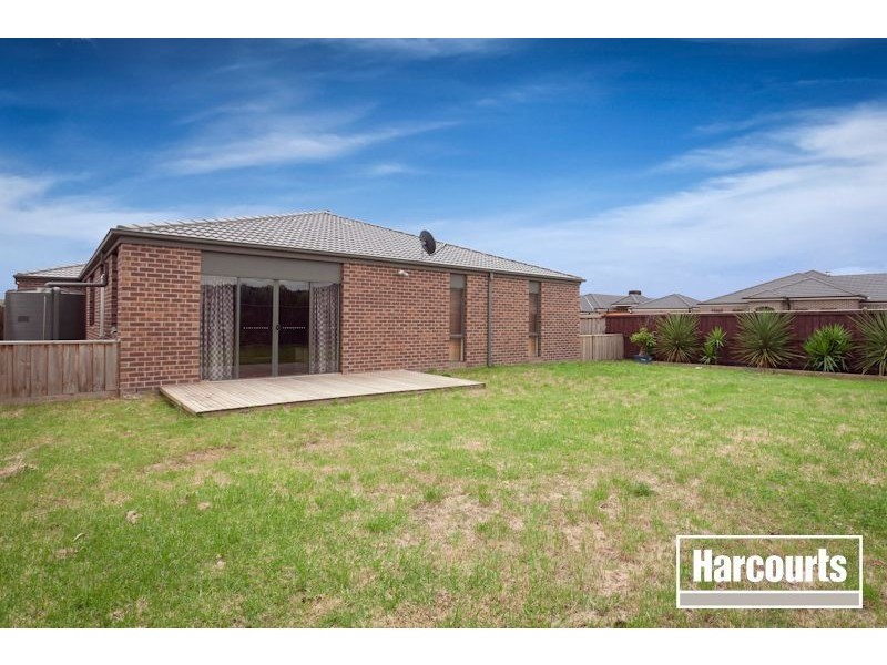 10 Danby Court, Cranbourne North VIC 3977