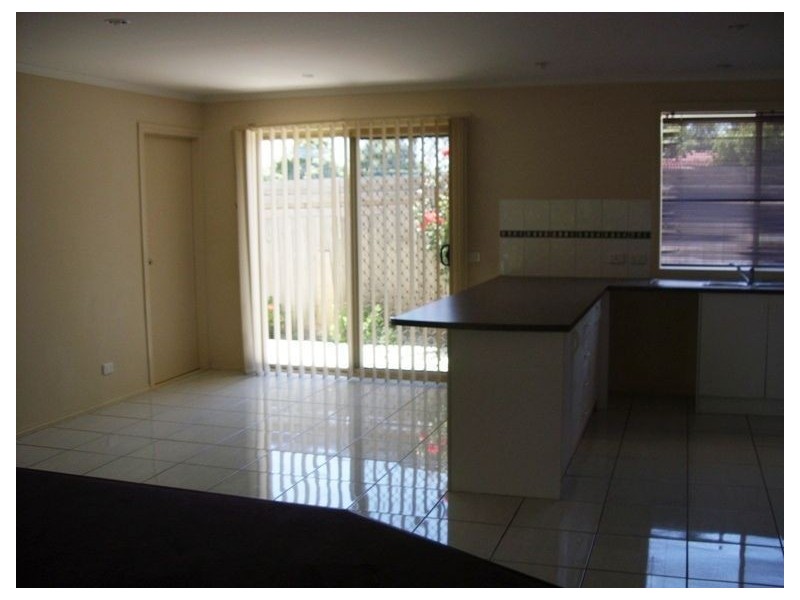 27A Clairmont Avenue, Cranbourne VIC 3977