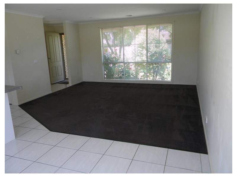 27a Clairmont Avenue, Cranbourne VIC 3977