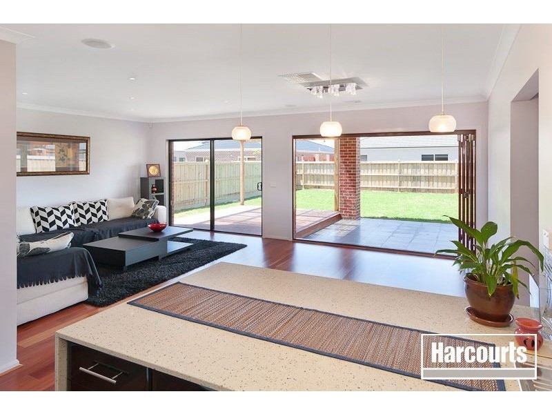 4 Sunnybrook Way, Lyndhurst VIC 3975