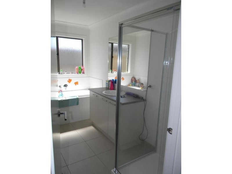 10 Greenview Court, Cranbourne North VIC 3977