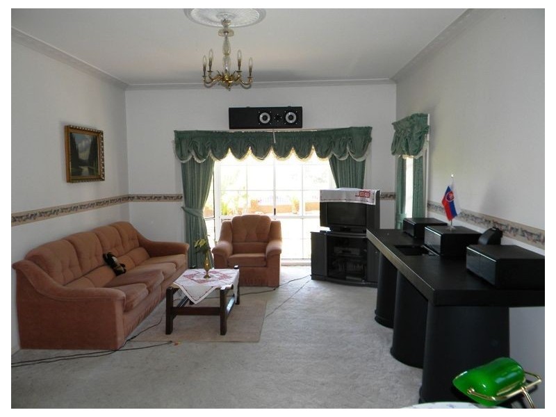 2 Gordonia Crescent, Narre Warren VIC 3805