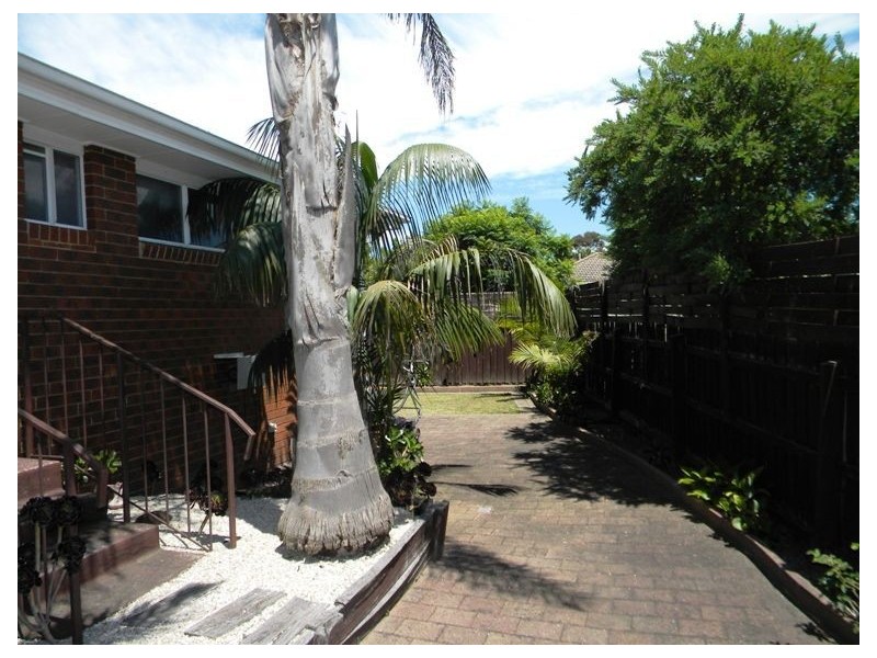 2 Gordonia Crescent, Narre Warren VIC 3805