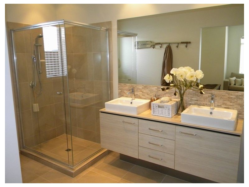 7 Kindred Avenue, Cranbourne North VIC 3977