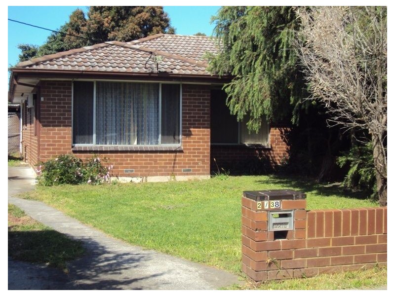 2/38 Lyall Street, Cranbourne VIC 3977