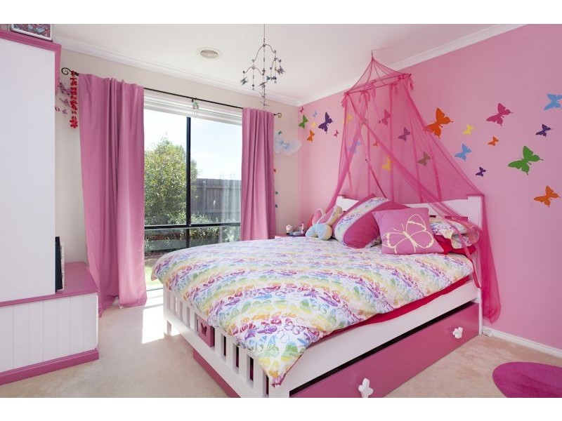 20 Phoenix Avenue, Cranbourne VIC 3977