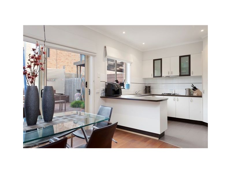 33 Kirren Close, Cranbourne VIC 3977