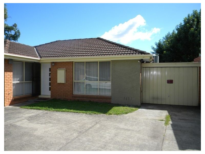 2/83 Clarendon Street, Cranbourne VIC 3977