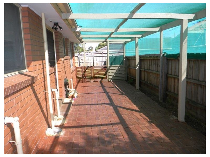 2/83 Clarendon Street, Cranbourne VIC 3977