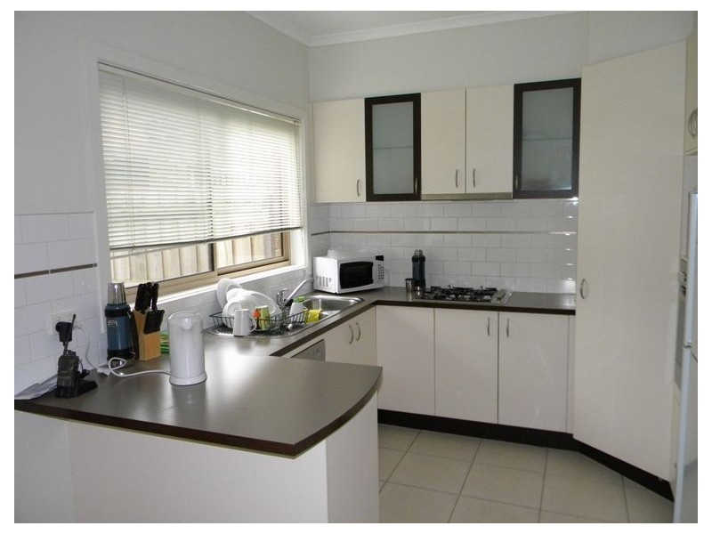 5 Boronia Avenue, Cranbourne VIC 3977