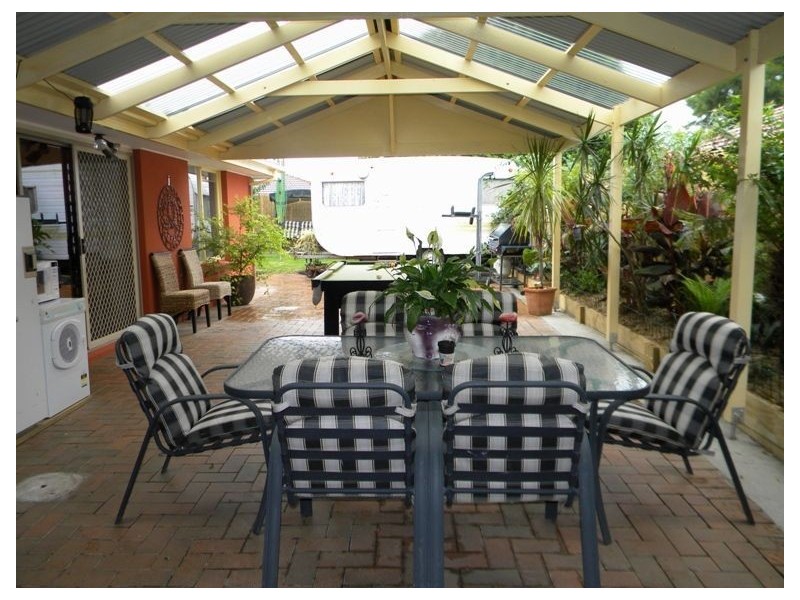 10 Rebecca Court, Cranbourne North VIC 3977