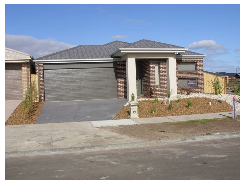 1 Pebble Ave, Lyndhurst VIC 3975
